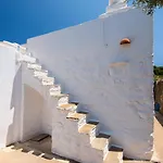 Aneraida House *